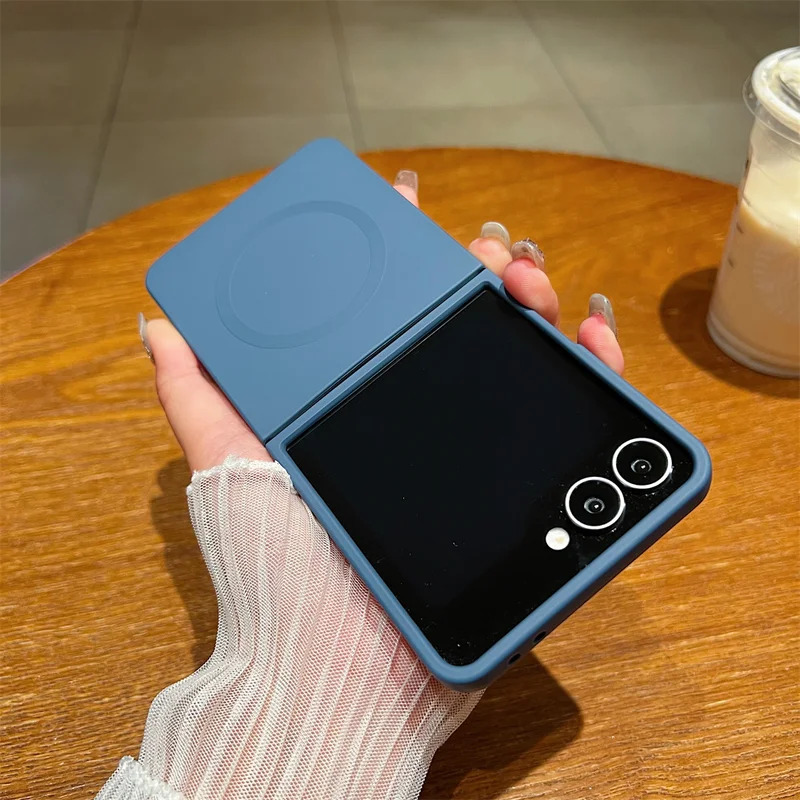 Liquid Silicone Soft Magnetic  - огляд і ціна Liquid Silicone Magnetic Phone Case